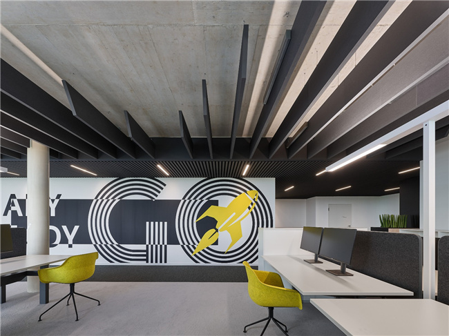 工業(yè)風綠色辦公室設計